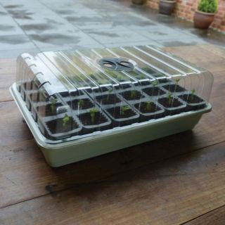 24 Cell Self-Watering Fast Root Success Kit Thumbnail